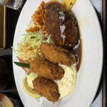 フレンドシップ - 季節メニューのカキフライとハンバーグ