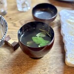 かぶと - お吸い物（この日は肝は入ってないです）