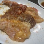 焼肉 MEAT BANK.jp - 