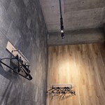 さかな酒場 魚星 - 店内(高天井)