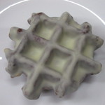 マネケン - ホワイトショコラ