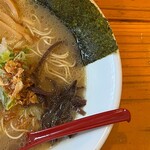 麺屋 だいくう - 博多中華そば　右