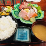 ウツギ酔賓店 - 刺身定食ψ(｀∇´)ψ