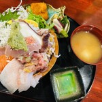 ウツギ酔賓店 - 海鮮丼^ - ^