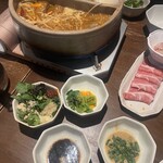 裏の山の木の子 - 