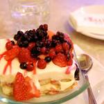 POMPI - ベリーのティラミス