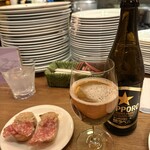 代官町バール - お通しとビール。幸せな時間のキックオフ