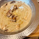 つるとんたん UDON NOODLE Brasserie - やはり冬はクリーム系が〇