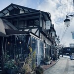 つるとんたん UDON NOODLE Brasserie - 旧軽井沢入口に佇む好立地！