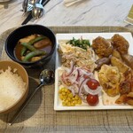 レストラン＆バー｢SKY J｣ - どーん