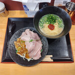 博多豚骨らぁ麺 一絆 御徒町本店 - 