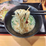 博多豚骨らぁ麺 一絆 - 