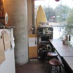 チリパーラー ナイン - カウンタテーブル