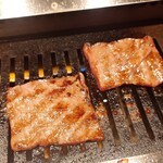 焼肉神威 - ザブトン