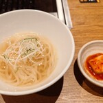 焼肉神威 - 冷麺