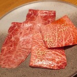 焼肉神威 - 厳選タレ焼き2種(ザブトンとカイノミ)