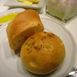 Al Porto SHIZUOKA - バゲット、ローズマリーの丸パン