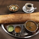 南インド食堂 Coconut&Curry - プレーンドーサセットとドライチキンカレー