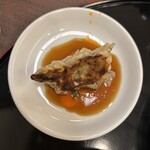 生野飯店 - 餃子イン酢醤油