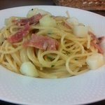 ヴィア トスカネッラ - ベーコンとジャガイモのペペロンチーノ スパゲッティ・大盛り（2015.1）