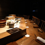 鮨処 乾杯 - 内観