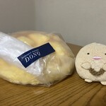 ドンク - 料理写真:ドンクのメロンパン。