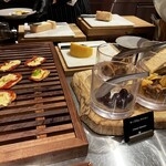 Crossroads Kitchen - 