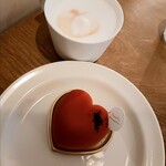 パティスリー アンカド - アール　紅茶好きには堪らないケーキです。