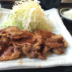 HIRO - 豚ロースの生姜焼き 840円