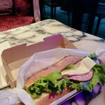 タイガー バーアンドダイニング - 