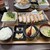 黒豚の館 - 料理写真:特上ロースかつ定食。サラダも見た目よりぎっしり詰まってます。