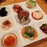 SUSUKINO いとや - おつまみ9品　No.1　センターにはタコマンマ、その右は自家製タチカマ、手前中は旬采の酢味噌和え　2015.01.14