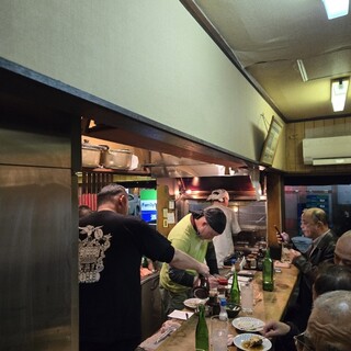 もつ焼き カミヤ_2