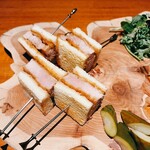 バーホテル 箱根香山 - 