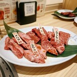 구로게 와규 잇토우가이 야키니쿠 도톤보리 미츠루 소우혼텐 - お肉食べ比べ 5種盛り 4399円