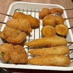 串かつ 団 - 