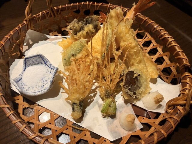 SUSHI-DINING たちばな （スシダイニングタチバナ） - 青葉通一番町