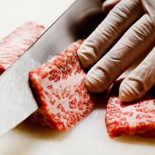 肉のプロが厳選した和牛・国産牛のみ使用