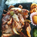 かぞく亭 - 味付け濃いめでご飯が進む君