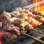 wa-fu-ya なかなか - 「なかなか」では期間限定で伊達鶏入荷中！
旨味が濃く鶏肉そのものの風味が豊か、脂の乗りは程よくジューシーで、やわらかながら適度な弾力感があり肉質感も味わえる他にはなかなか出会えない独特な食感です。
是非お召上がり下さい。