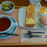 あおくまカフェ - 紅茶（セイロンティー）とモーニングセット