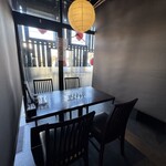 博多豚骨ラーメン ブタになります。 - 内観