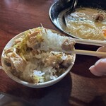 博多豚骨ラーメン ブタになります。 - 料理