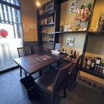 博多豚骨ラーメン ブタになります。 - 内観