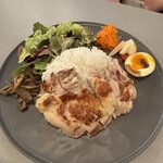 かっちゃんがみんなの健康を考えて作る料理店 - 