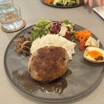 かっちゃんがみんなの健康を考えて作る料理店 - 