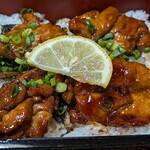 鳥常本店 - 甘辛のタレが絶妙です♪
