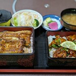 鳥常本店 - 鰻と鶏の二段重♪