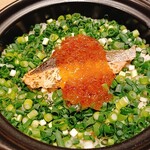 九州屋 新横浜本店 - 鮭といくらの土鍋ご飯