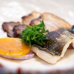 館山美食倶楽部 - 2026.2 醤油漬け干し肉（豚バラ肉）穴子一夜干し 自家製ボラ子カラスミ